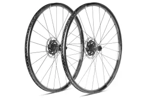 Колесо пров. + задн. 28 ERE TENACI GT25 CARBON, Gravel, 100x12/142x12, CL, MS12, tubeless, чорний сатин - Магазин ВелоБуча