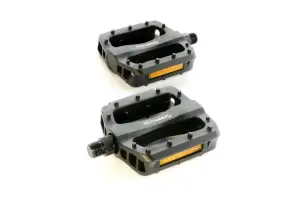 Педали Green Cycle GPD-M102, нейлоновые, шариковые подшипники, ось 9/16 Педали Green Cycle GPD-M102, нейлоновые, шариковые подшипники, ось 9/16