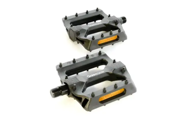 Педали Green Cycle GPD-M101, нейлоновые, шариковые подшипники, ось 9/16бористая сталь (размер 112,5х100х28,5) 335 грамм - Green Cycle - Магазин ВелоБуча Педали Green Cycle GPD-M101, нейлоновые, шариковые подшипники, ось 9/16бористая сталь (размер 112,5х100х28,5) 335 грамм - Магазин ВелоБуча