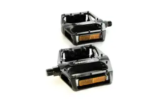 Педали Green Cycle GPD-M303, алюминевые, шариковые подшипники, ось 9/16 Педали Green Cycle GPD-M303, алюминевые, шариковые подшипники, ось 9/16