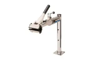 Стойка ремонтная Park Tool Deluxe Oversize Bench Mount, устанавливается на рабочую доску, зажим 100-3C clamp - Магазин ВелоБуча