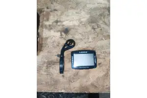 Велокомпьютер Lezyne Mega XL GPS б/у - - Магазин ВелоБуча Велокомпьютер Lezyne Mega XL GPS б/у - Магазин ВелоБуча