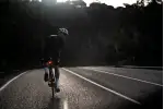 Мигалка задняя Knog Blinder Skull Array Rear 100 Lumens - Knog - Магазин ВелоБуча Мигалка задняя Knog Blinder Skull Array Rear 100 Lumens - Магазин ВелоБуча