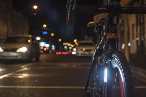 Комплект мигалок передня+задня Knog Plus Twinpack 40/20 Lumens Black - Магазин ВелоБуча