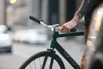 Мигалка передняя Knog Blinder Mini Chippy Front 20 Lumens Black - Knog - Магазин ВелоБуча Мигалка передняя Knog Blinder Mini Chippy Front 20 Lumens Black - Магазин ВелоБуча