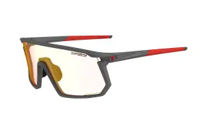 Очки Tifosi Moab Satin Vapor, линзы Clarion Red Fototec (64-14%) Очки Tifosi Moab Satin Vapor, линзы Clarion Red Fototec (64-14%)