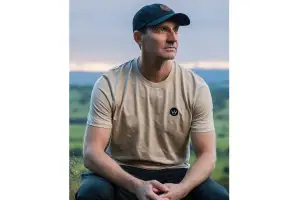 Футболка Peaty's T-Shirt, Embroidered Crown / Desert Dust, 2XL Футболка Peaty's T-Shirt, Embroidered Crown / Desert Dust, 2XL